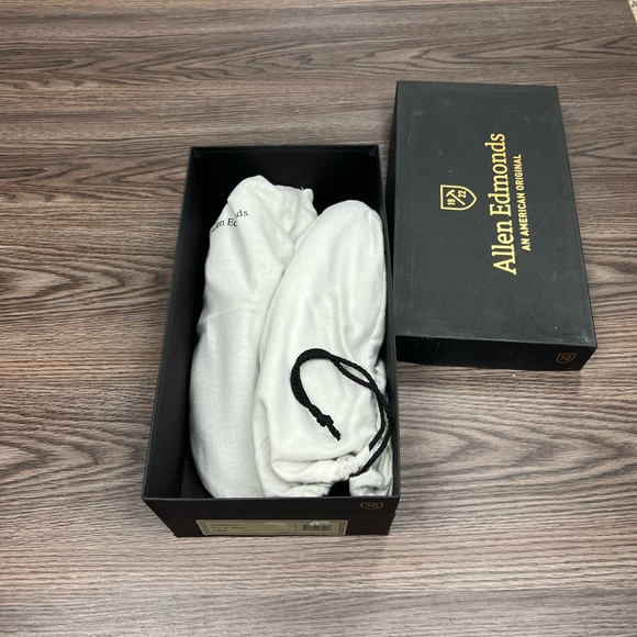 NEW Allen Edmonds McAllister Black Wingtip Oxfords 8.5 D - Picture 9 of 11